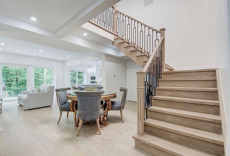160 Three Valleys Dr
