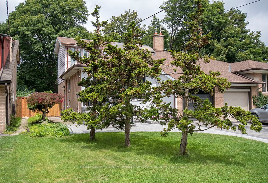 160 Three Valleys Dr