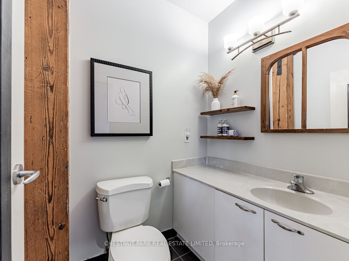 781 King Street W, #501