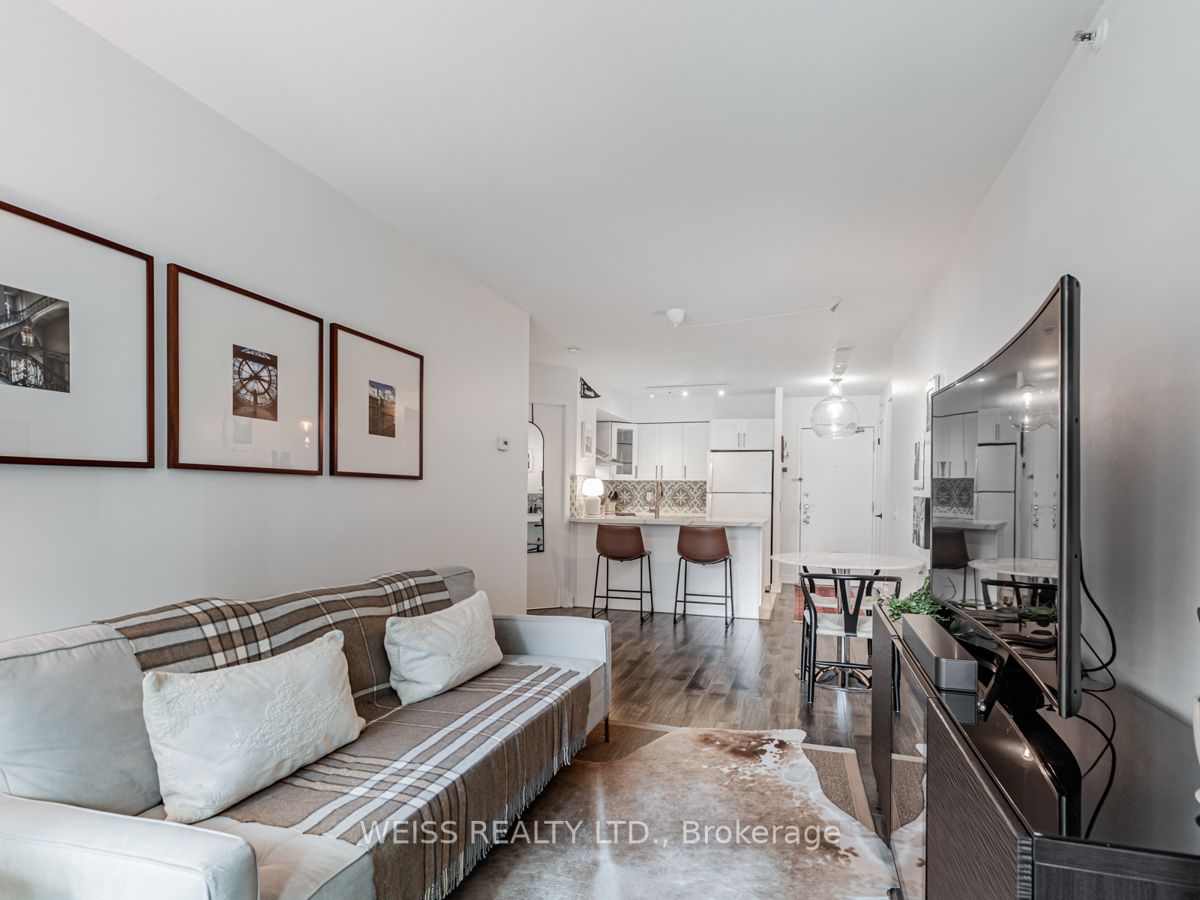 361 Front St W, #325