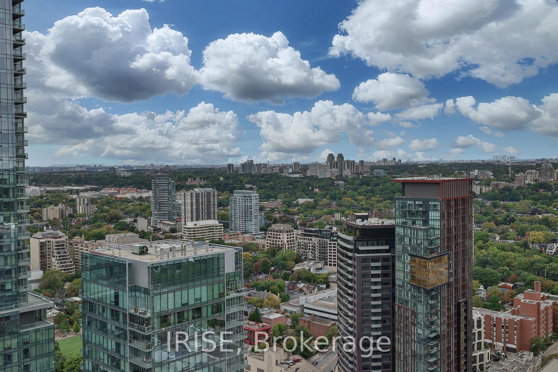 1 Yorkville Ave, #3606