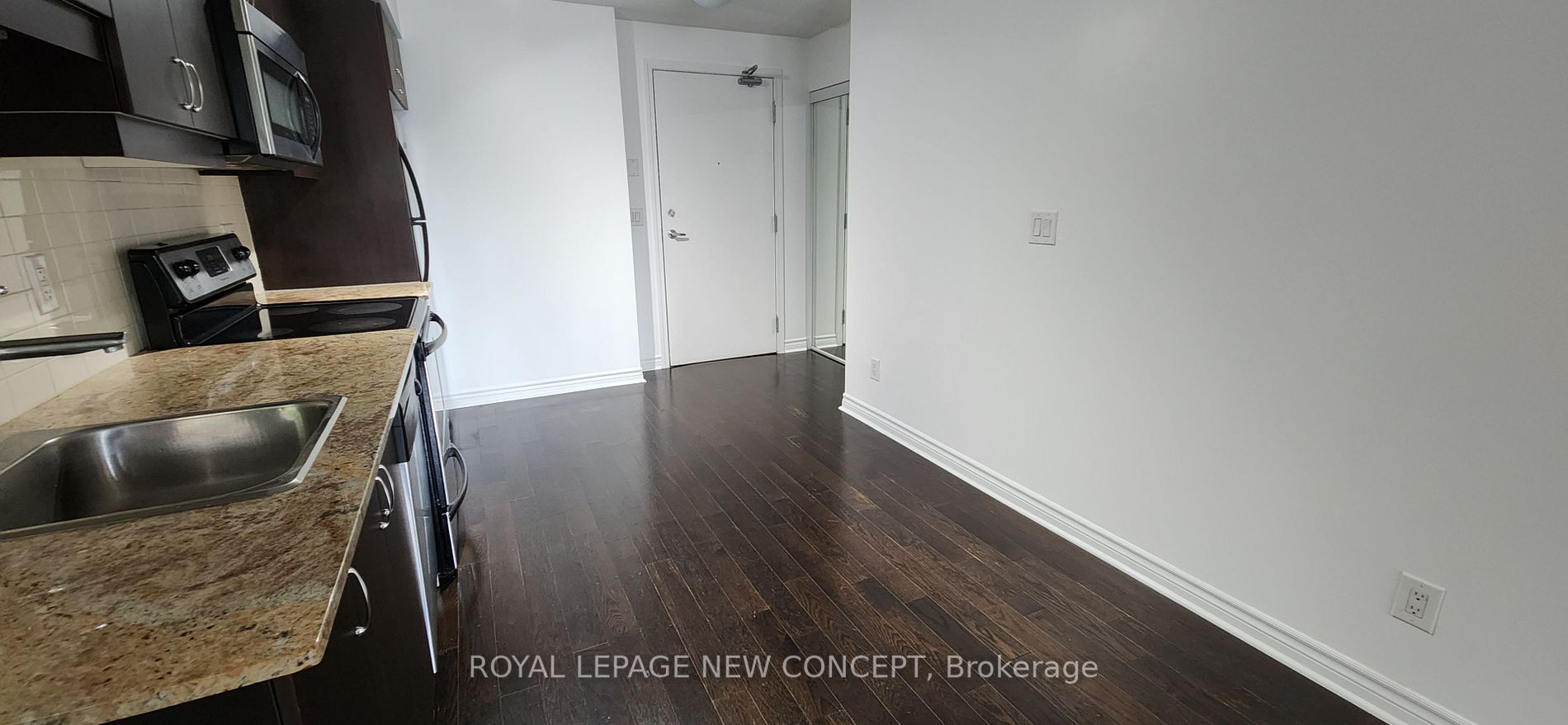 27 Rean Dr, #330