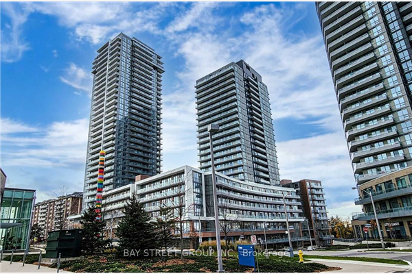 38 Forest Manor Rd, Toronto