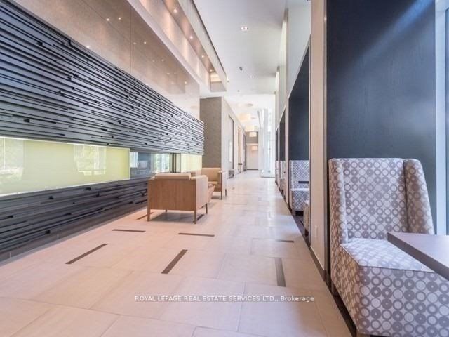 90 Stadium Rd, #330