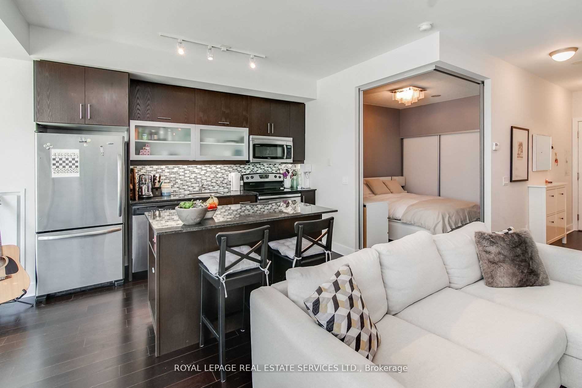 90 Stadium Rd, #330