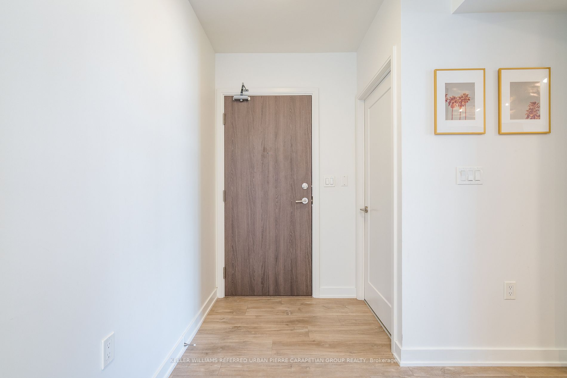 27 Bathurst St, #602