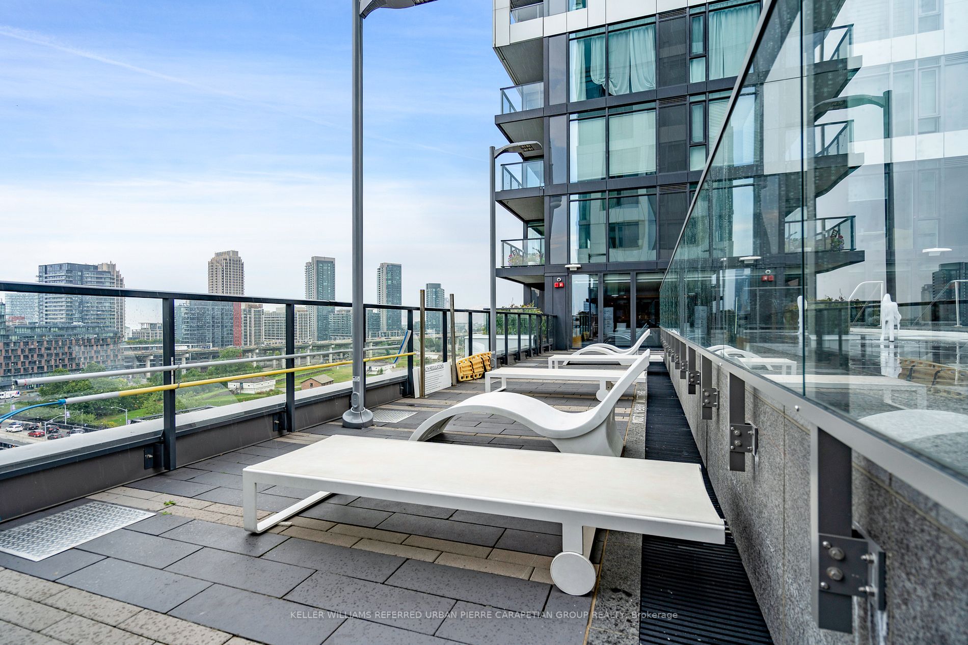 27 Bathurst St, #602