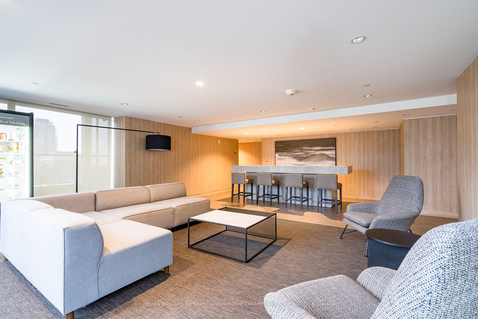 27 Bathurst St, #602