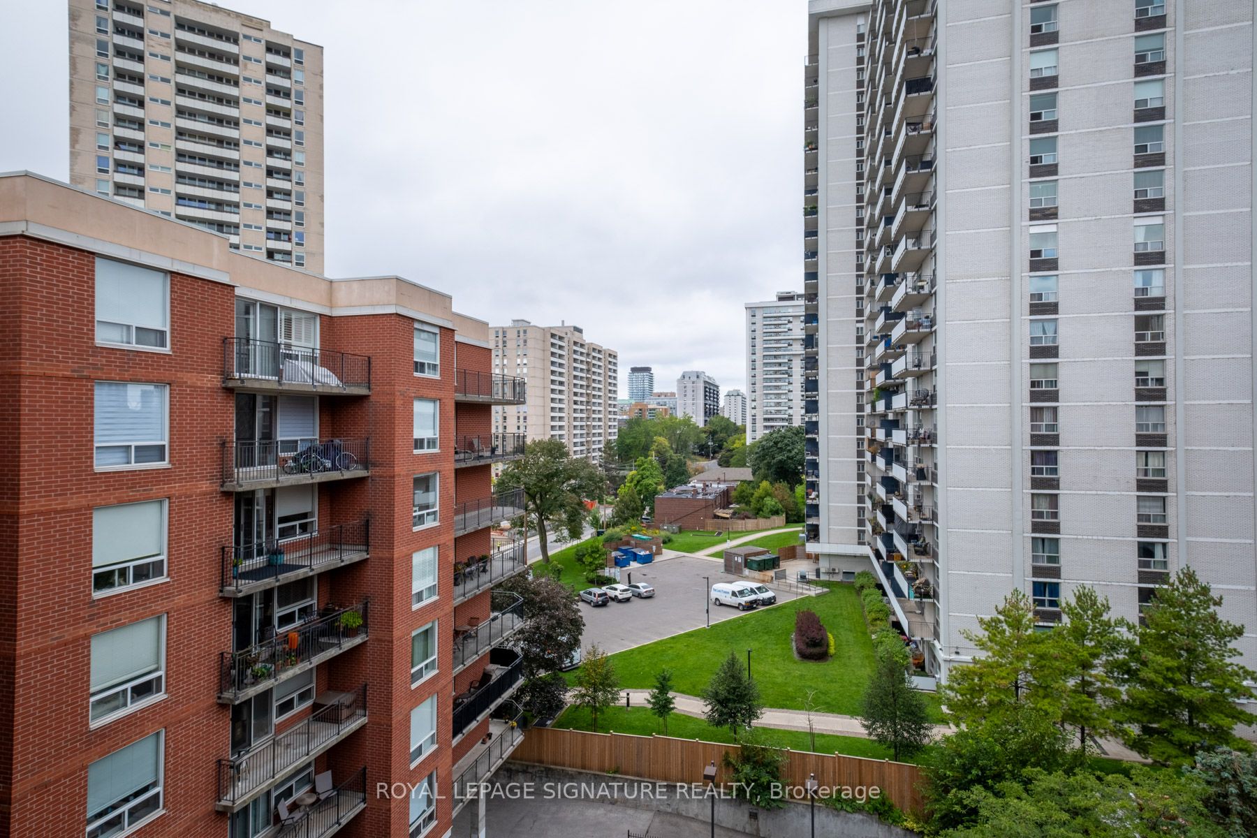 300 Balliol St, #802
