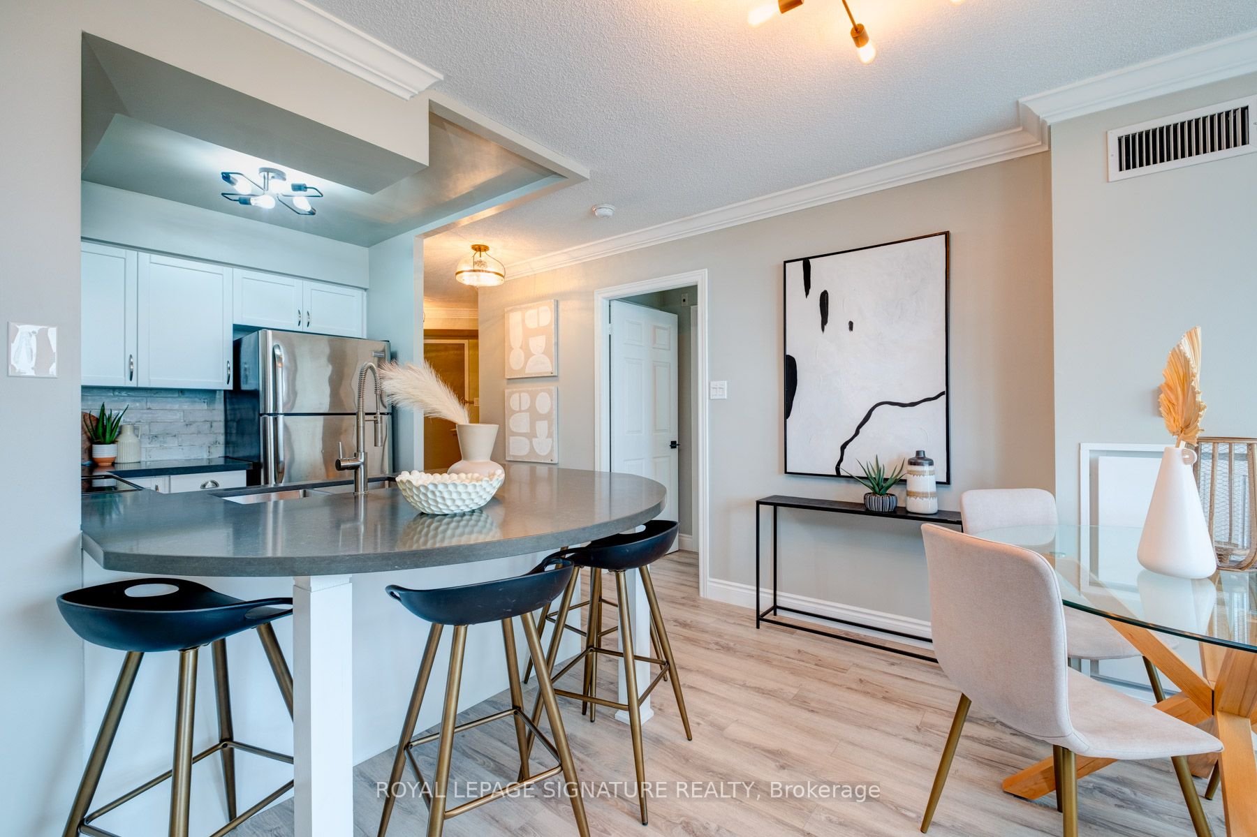 300 Balliol St, #802