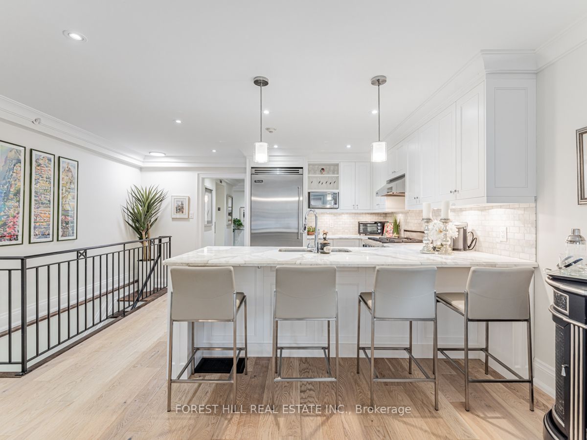 317 Lonsdale Rd, #1B