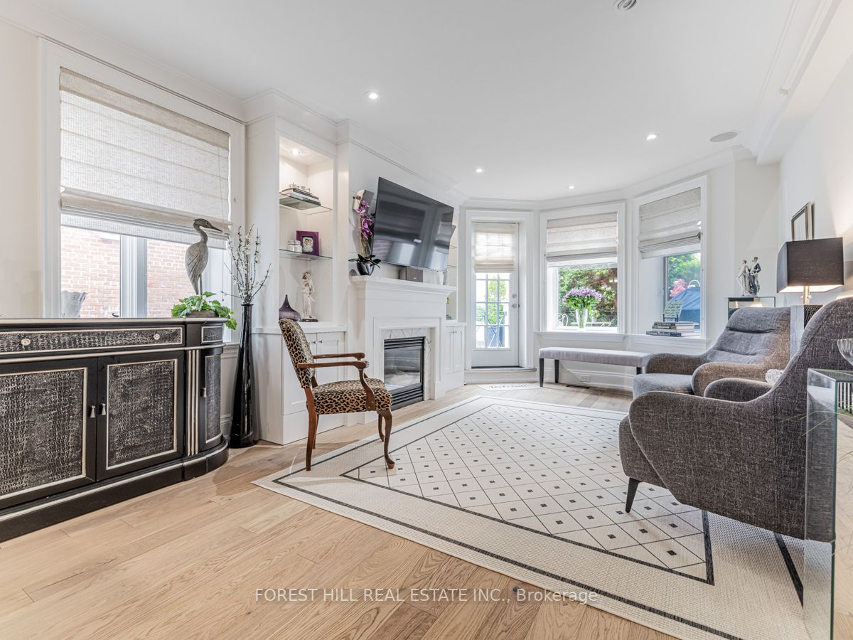 317 Lonsdale Rd, #1B