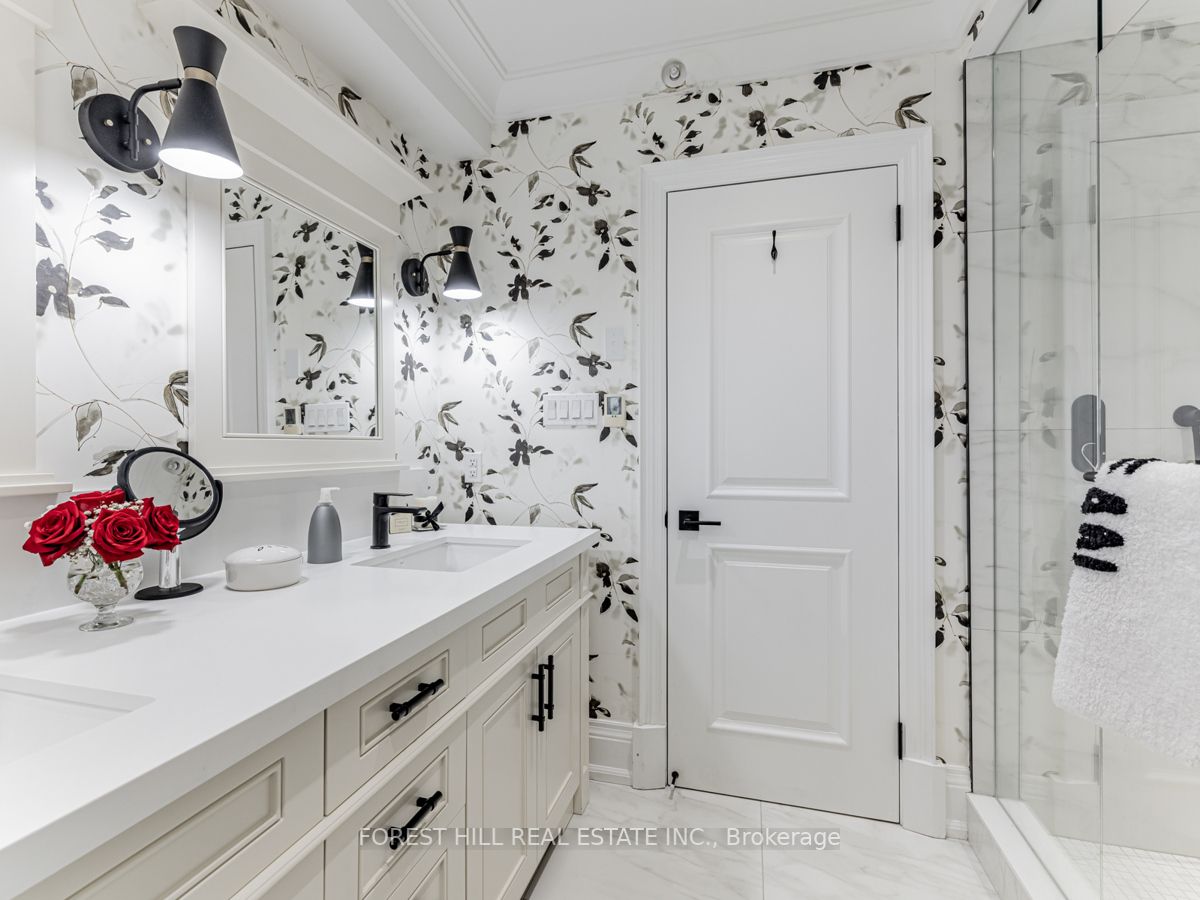 317 Lonsdale Rd, #1B