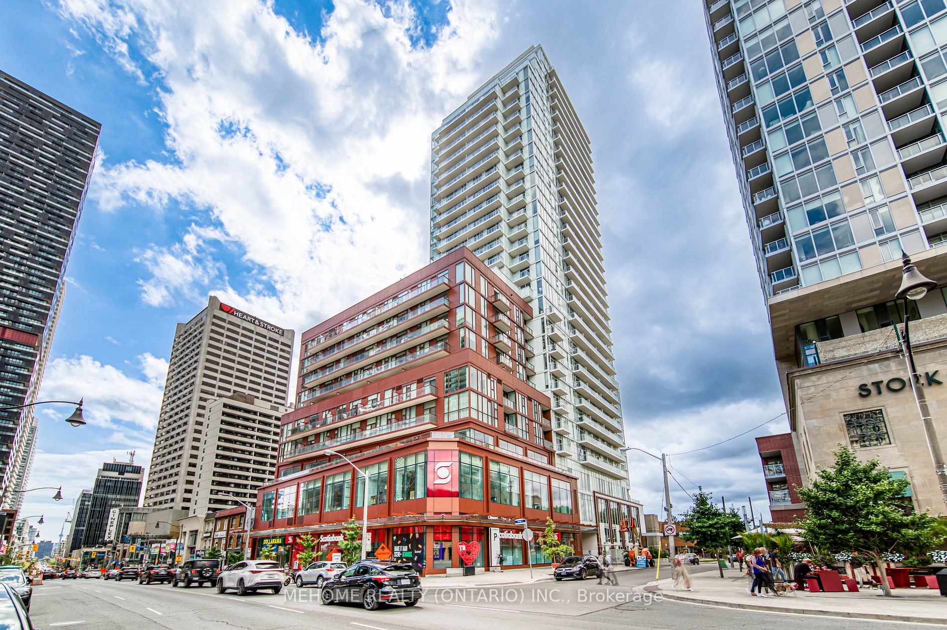 33 Helendale Ave, #1810