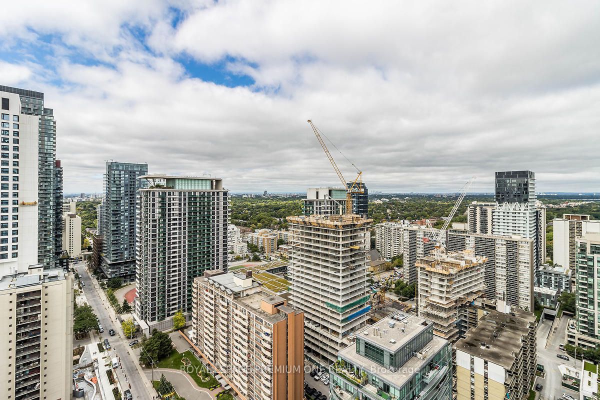 161 ROEHAMPTON Avenue, #3102