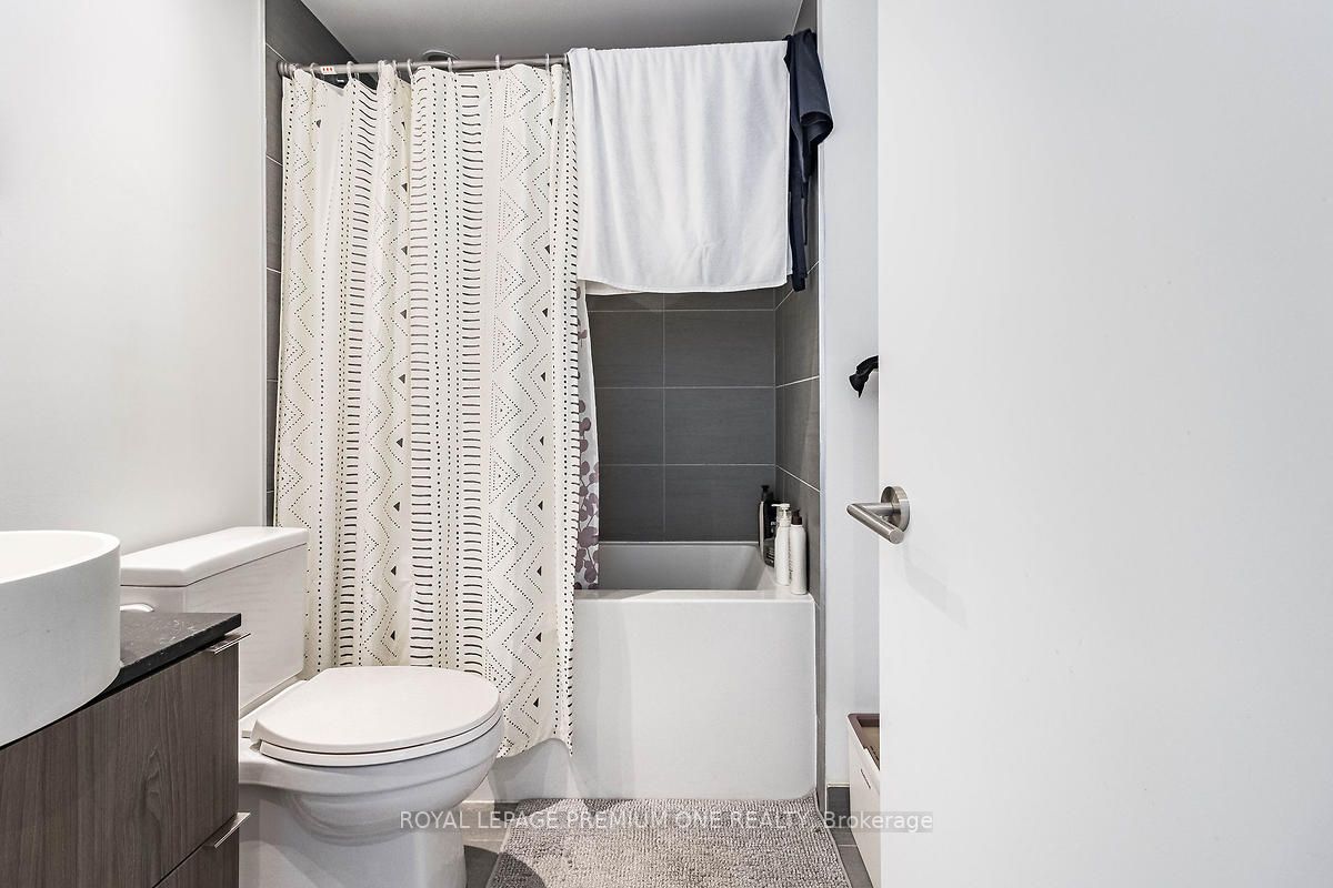 161 ROEHAMPTON Avenue, #3102