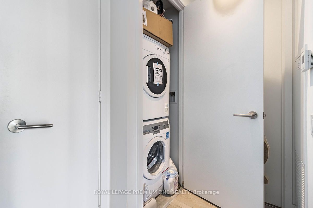161 ROEHAMPTON Avenue, #3102