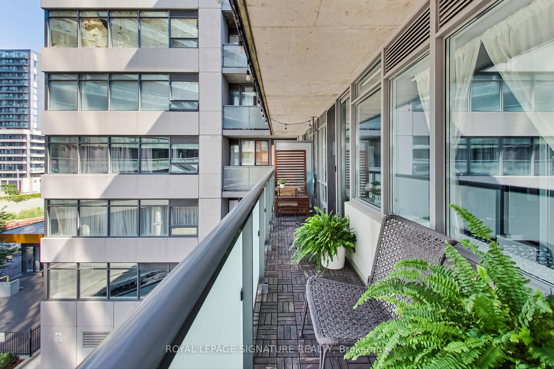 20 Joe Shuster Way, #420