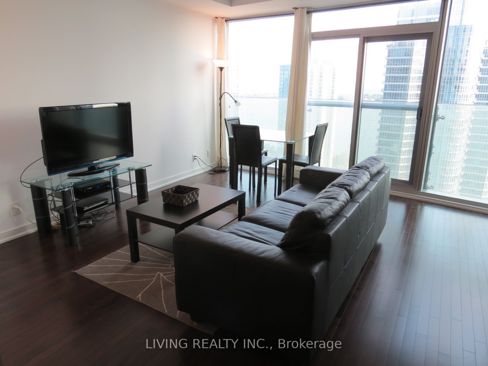 14 York St, #2704