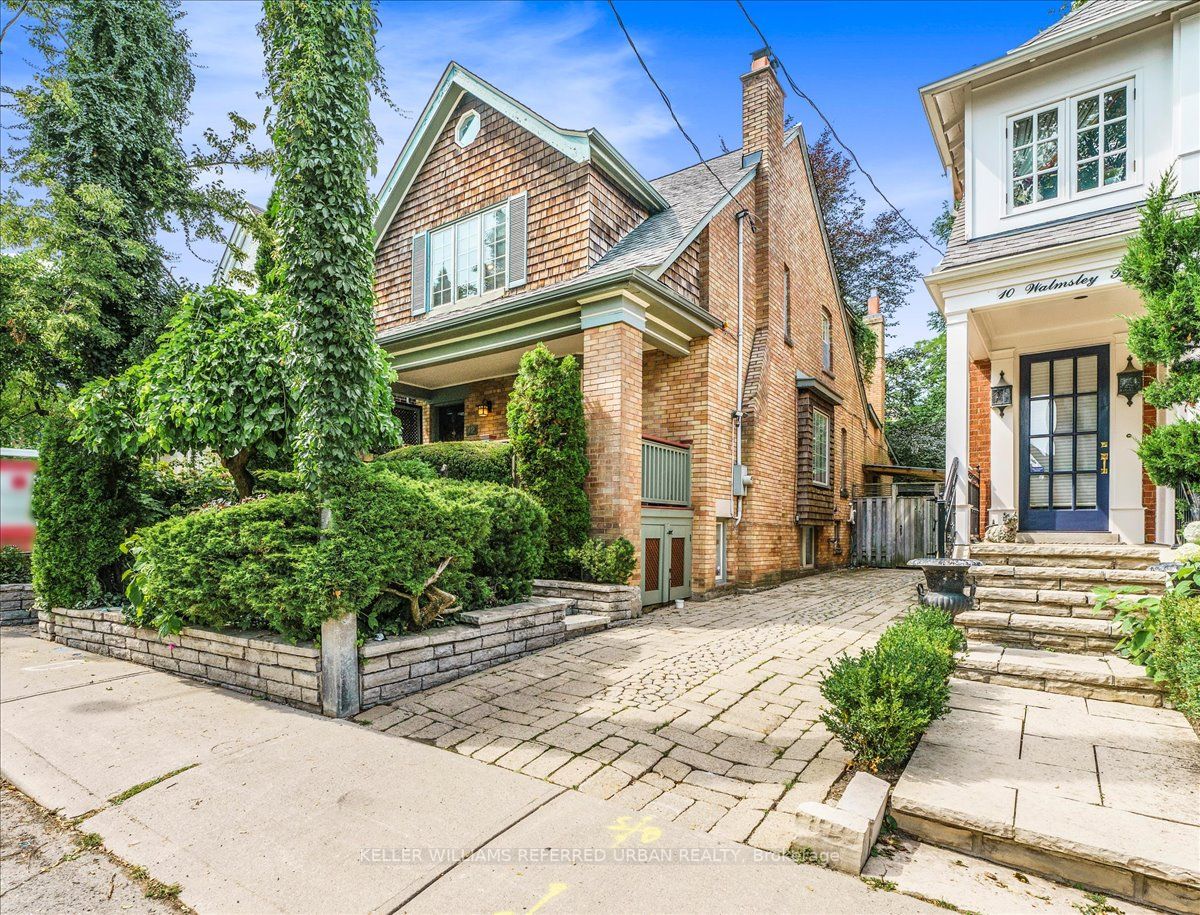 12 Walmsley Blvd