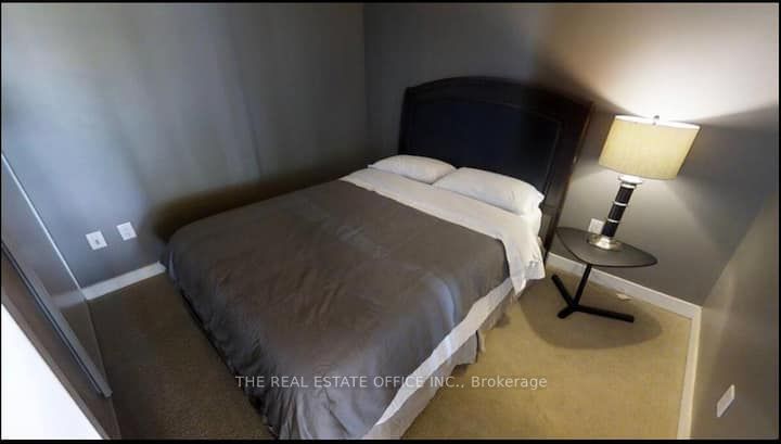 151 Dan Leckie Way #202