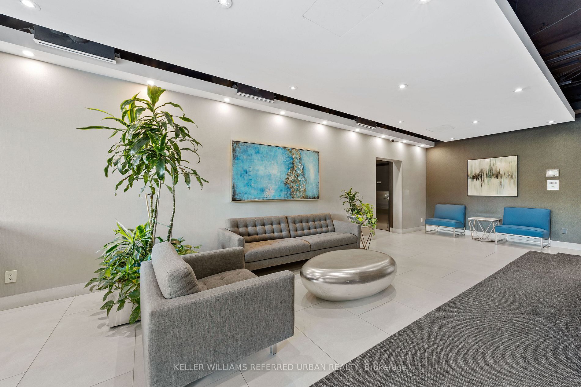 725 King St W, #1107