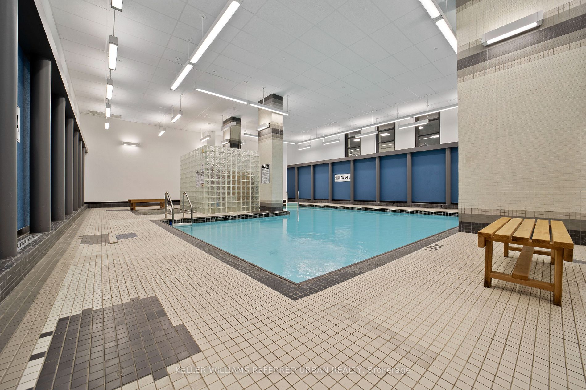 725 King St W, #1107