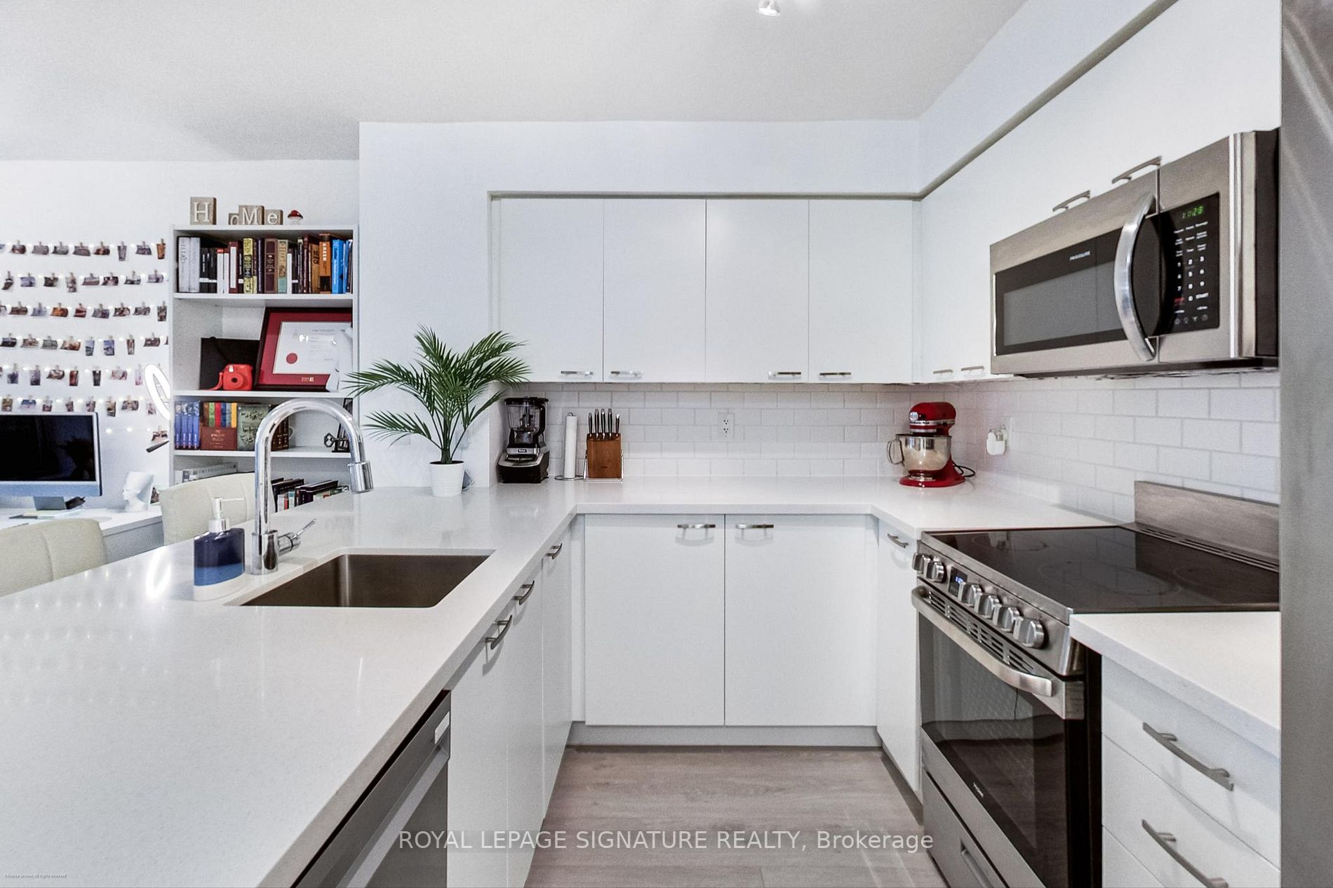50 Lynn Williams St, #219
