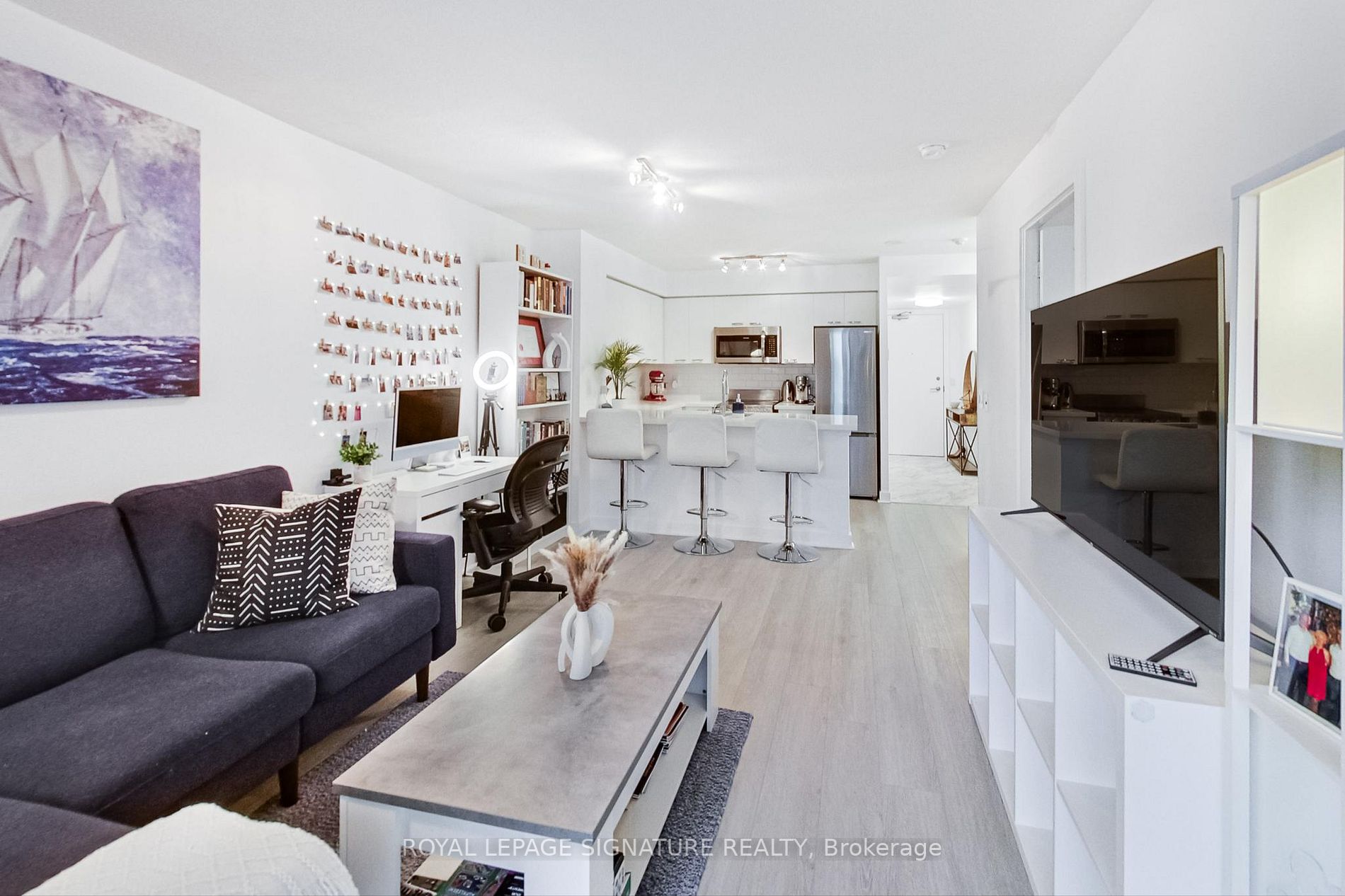 50 Lynn Williams St, #219