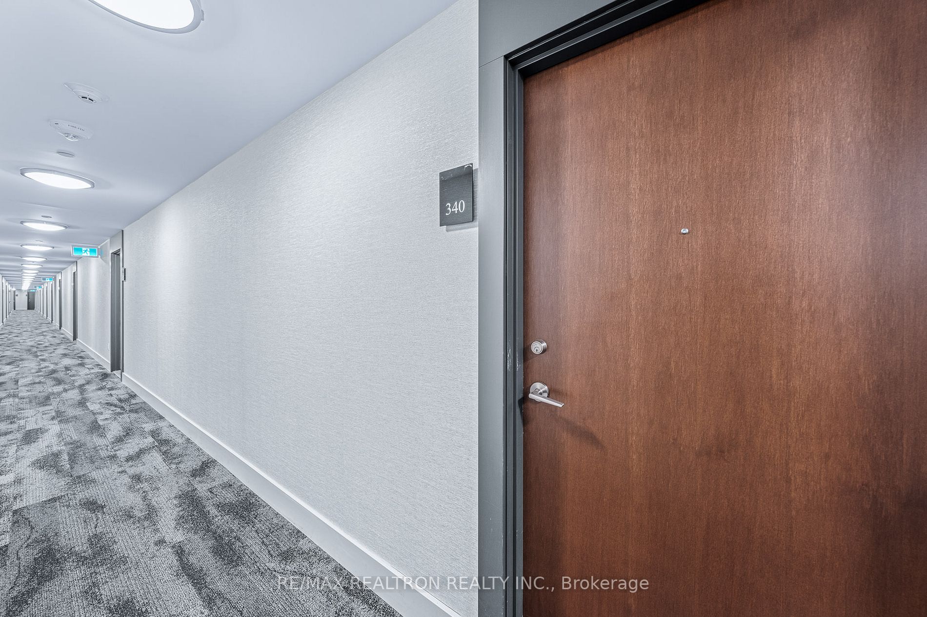 Listing C6806928 - Large Photo # 2