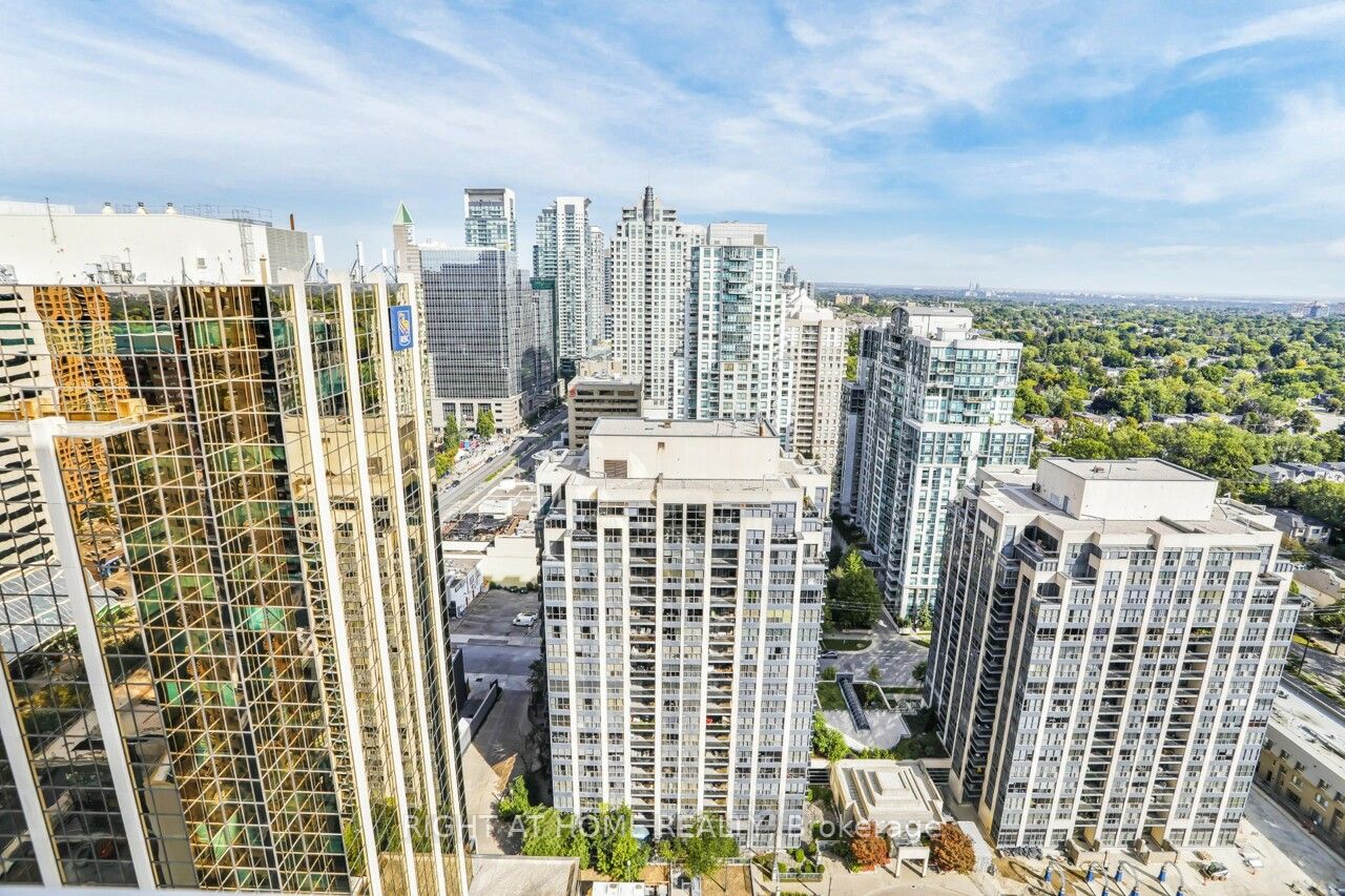 23 Hollywood Ave, #3205