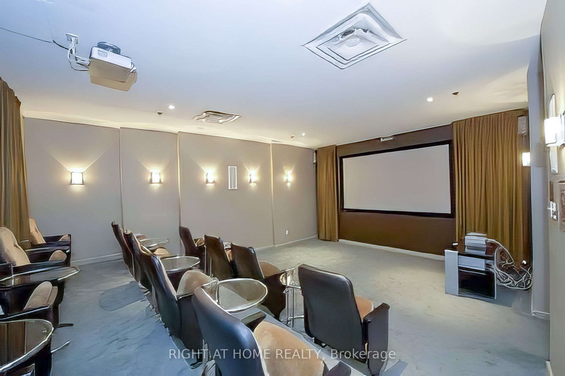 23 Hollywood Ave, #3205