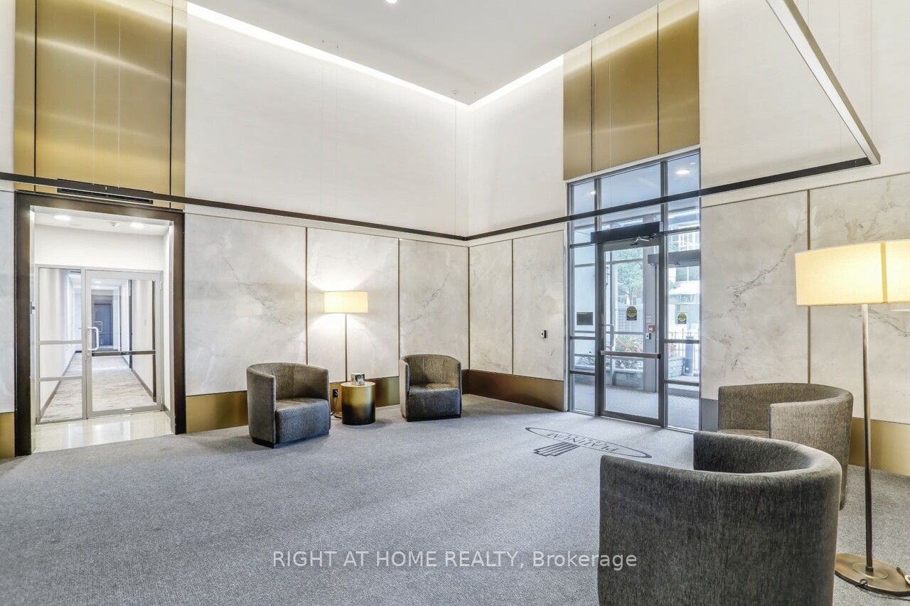 23 Hollywood Ave, #3205