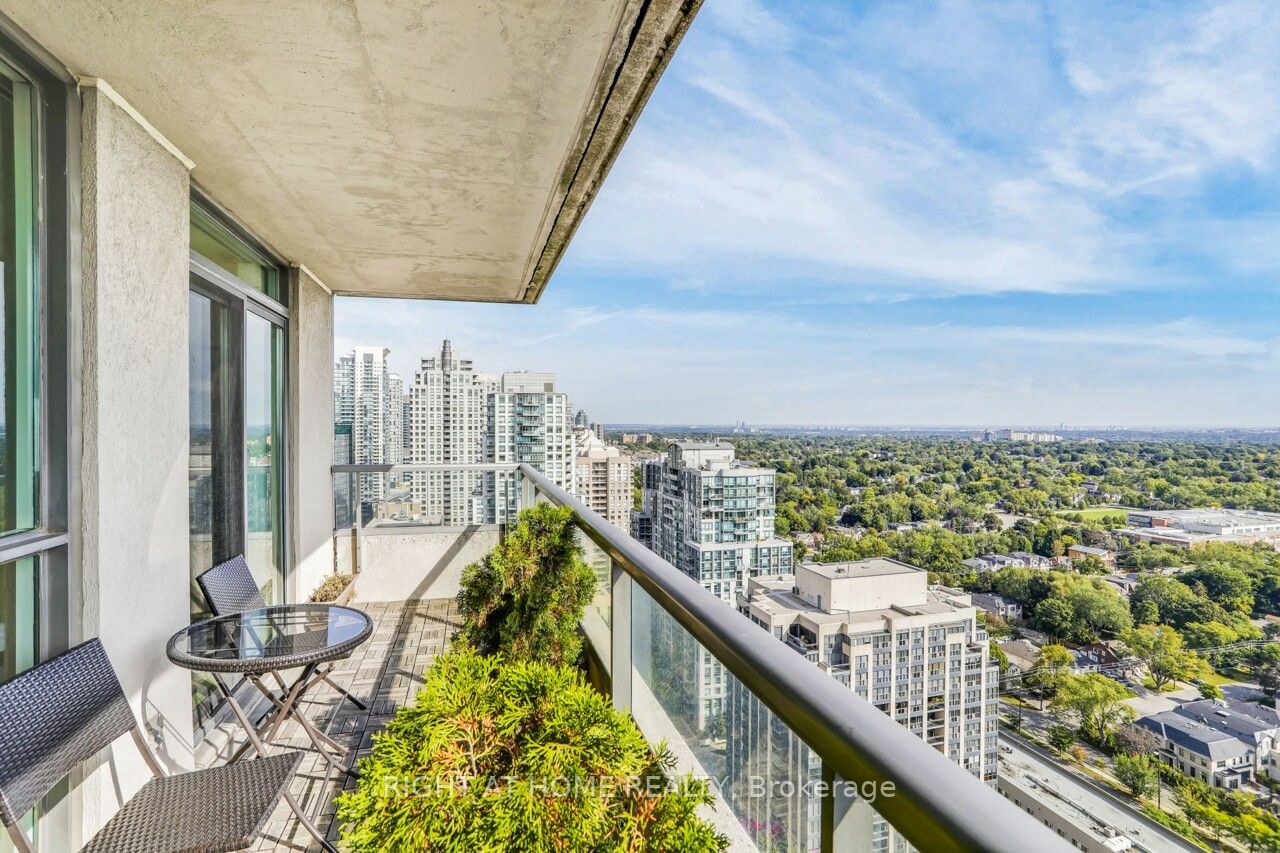 23 Hollywood Ave, #3205