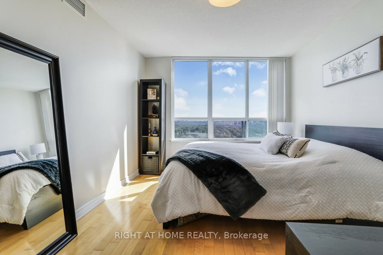 23 Hollywood Ave, #3205