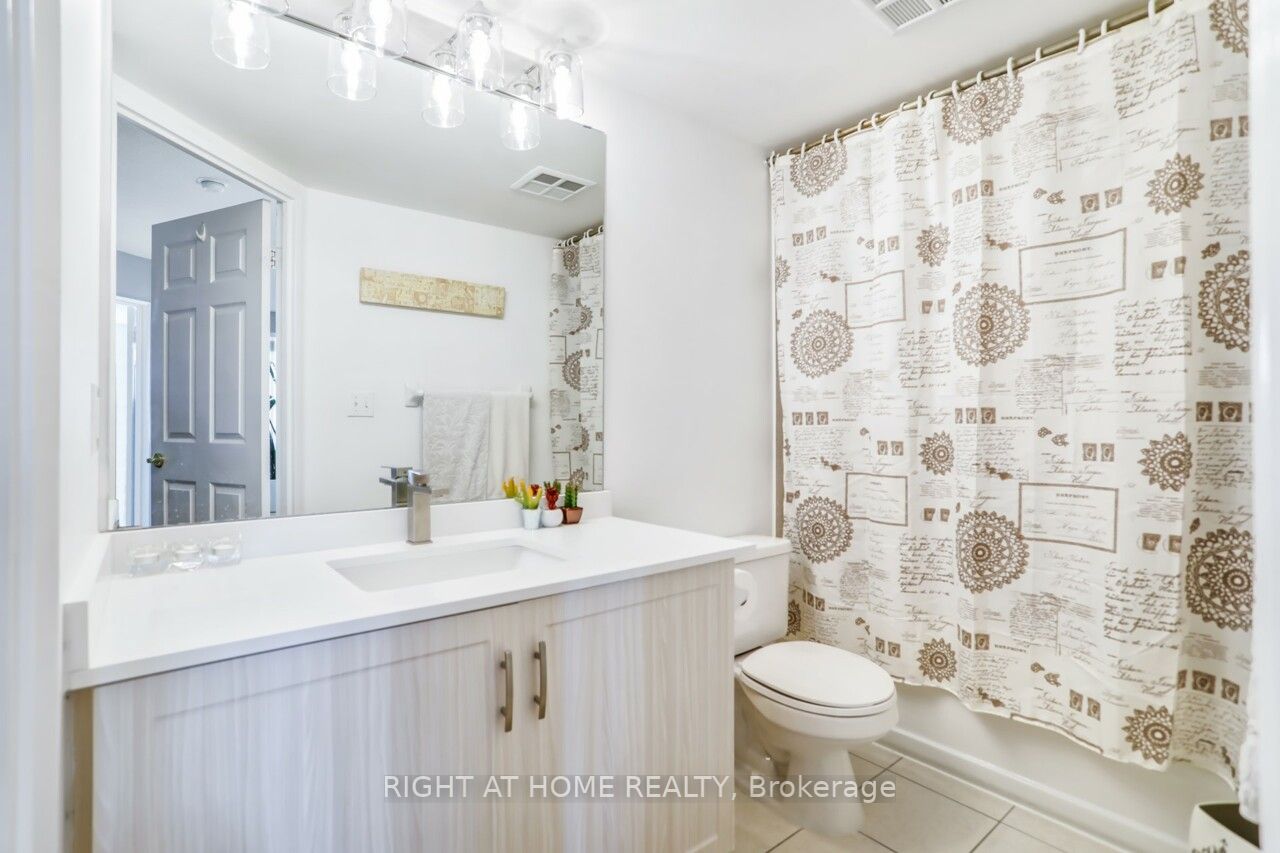23 Hollywood Ave, #3205