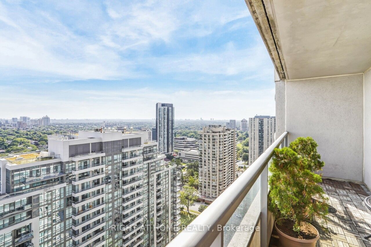 23 Hollywood Ave, #3205