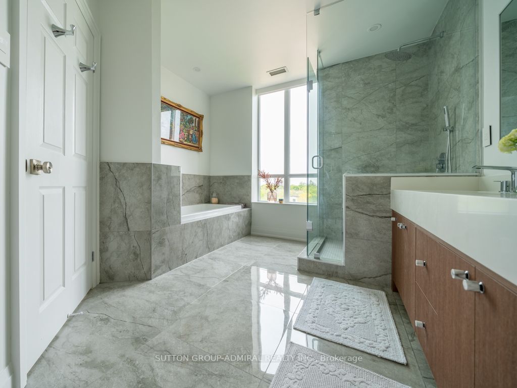 800 Sheppard Ave W, #Ph1
