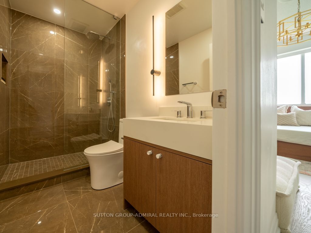 800 Sheppard Ave W, #Ph1