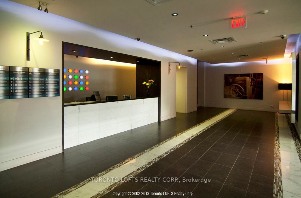 43 Hanna Ave, #516