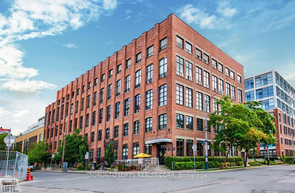 43 Hanna Ave, #516