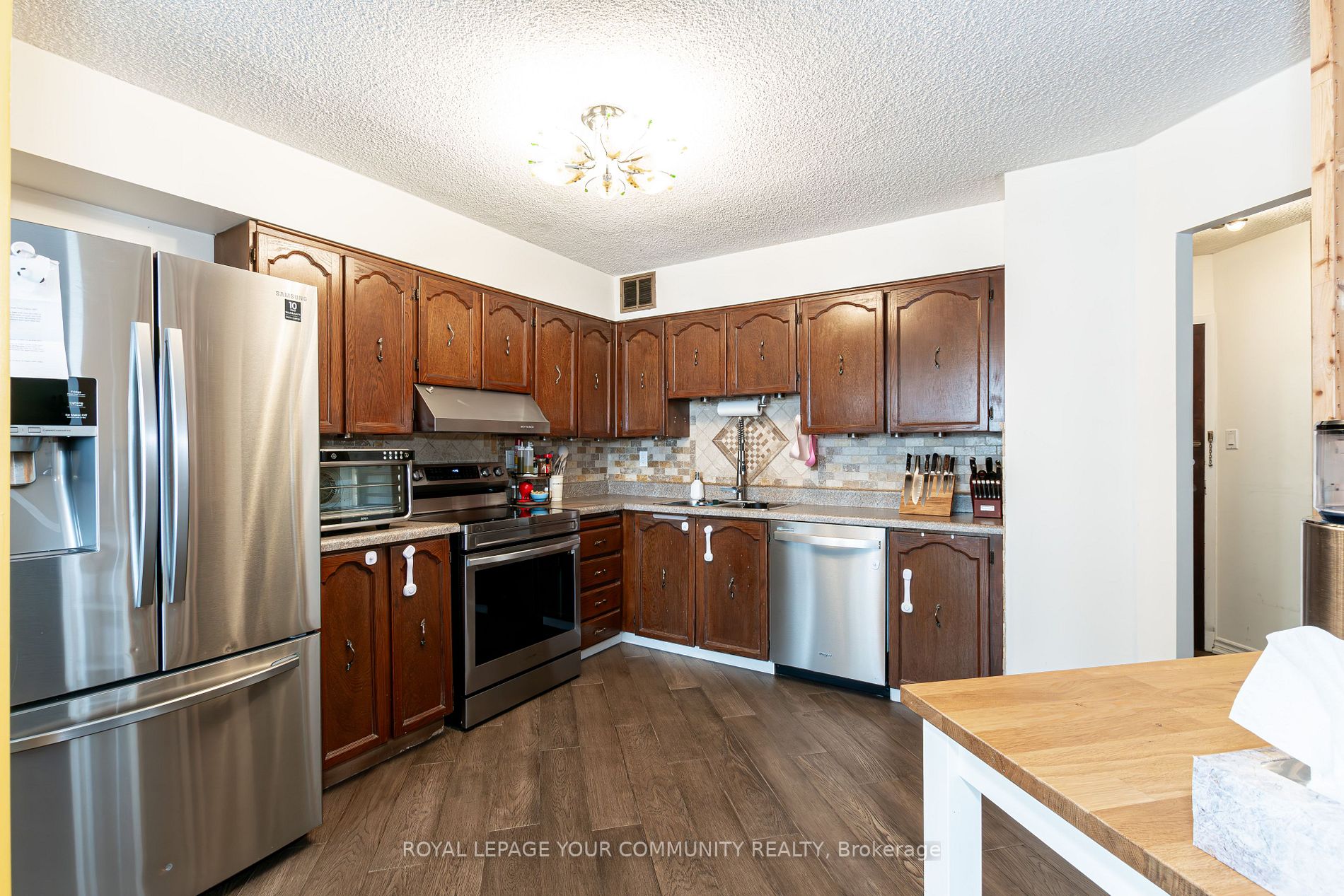 75 Graydon Hall Dr, #1703