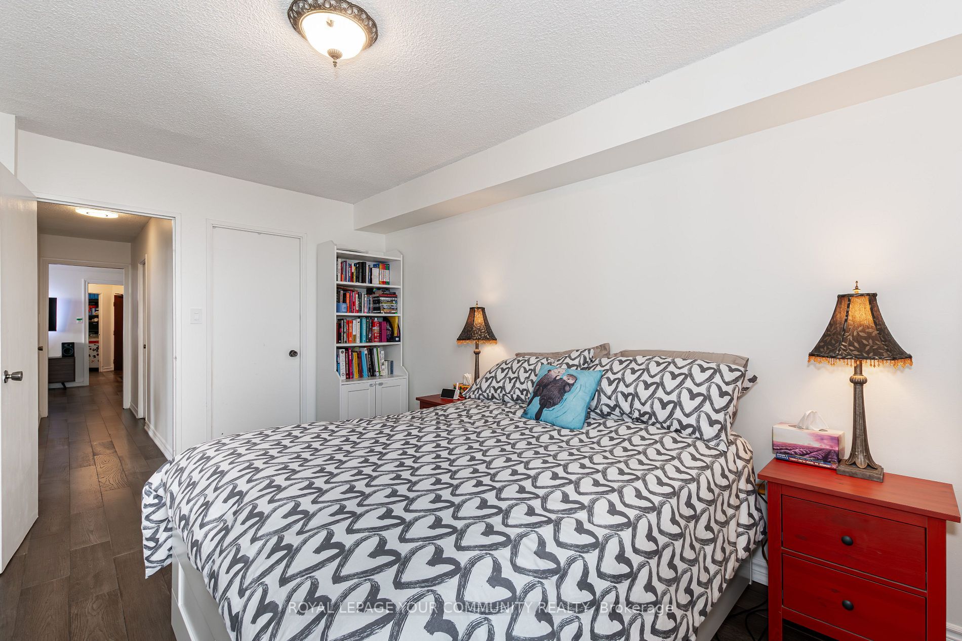 75 Graydon Hall Dr, #1703