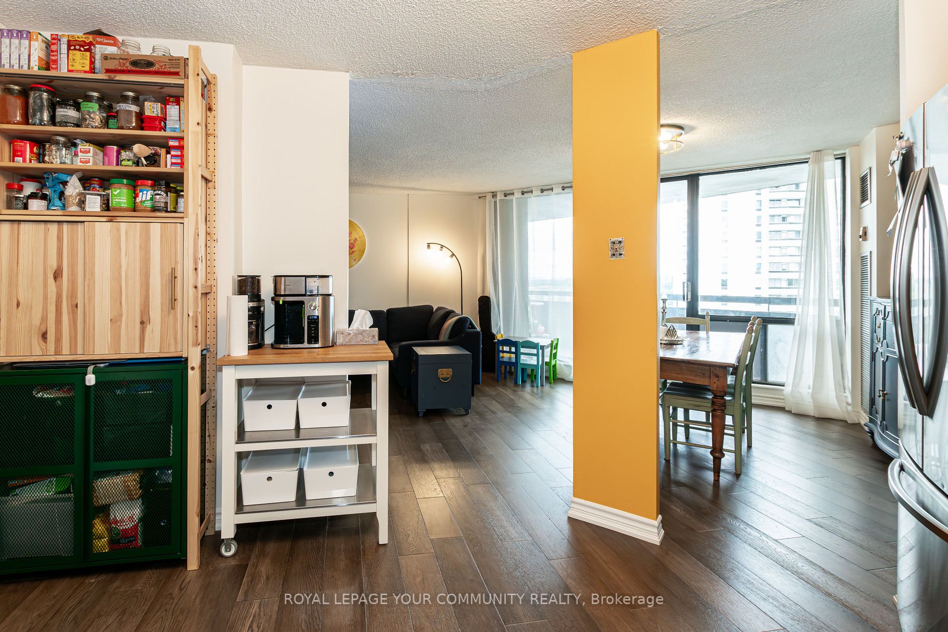 75 Graydon Hall Dr, #1703
