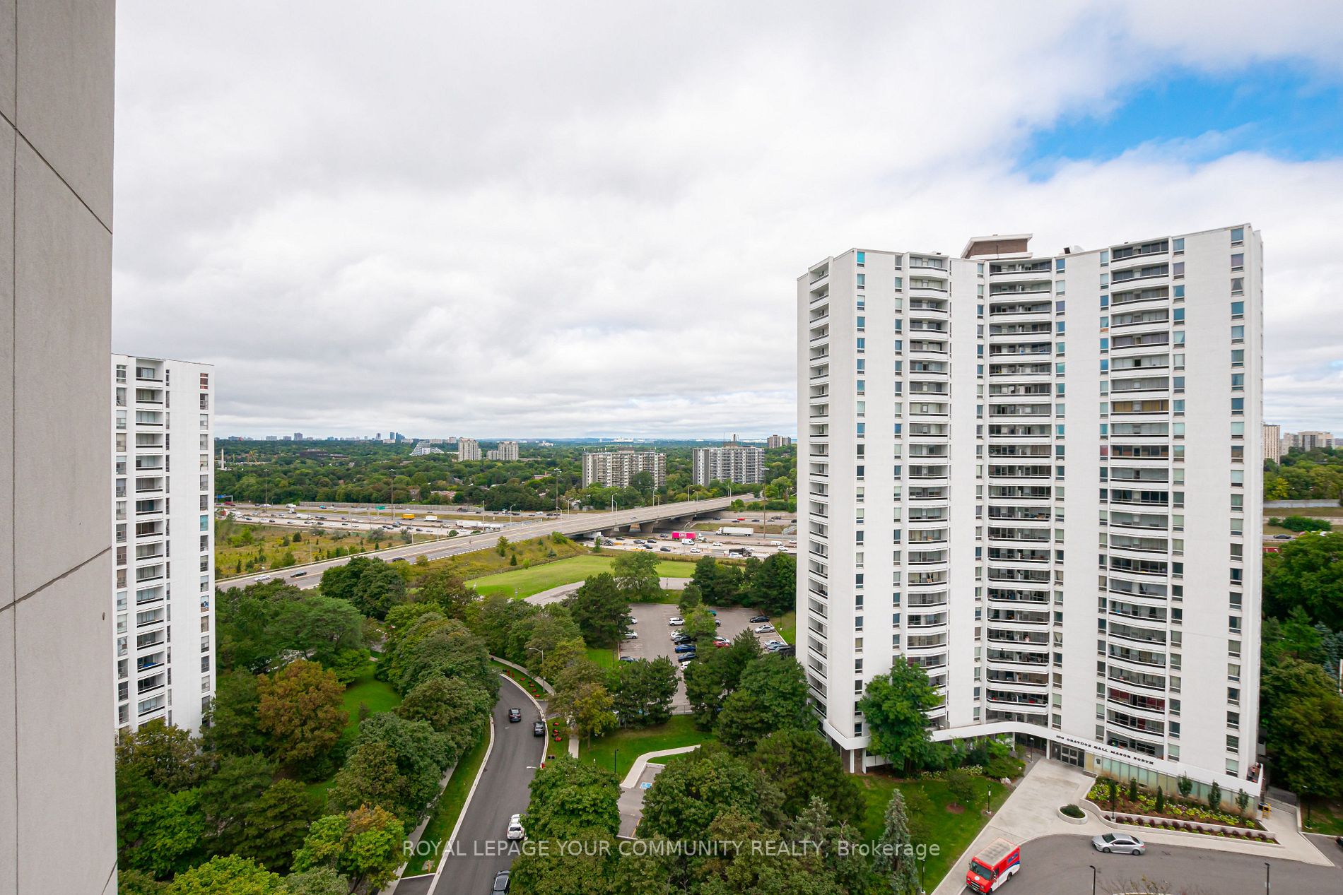 75 Graydon Hall Dr, #1703