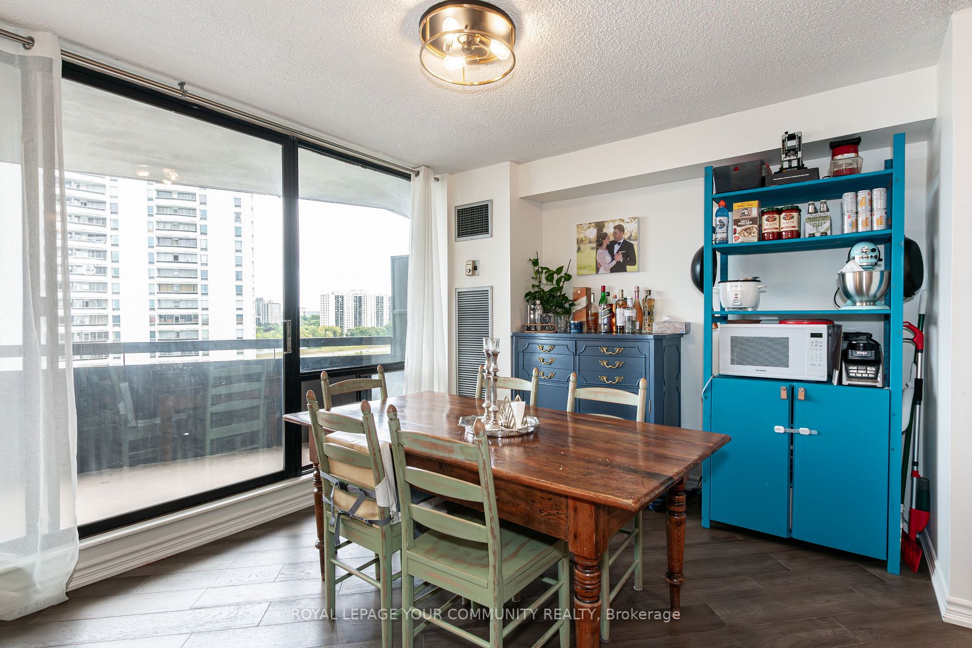 75 Graydon Hall Dr, #1703