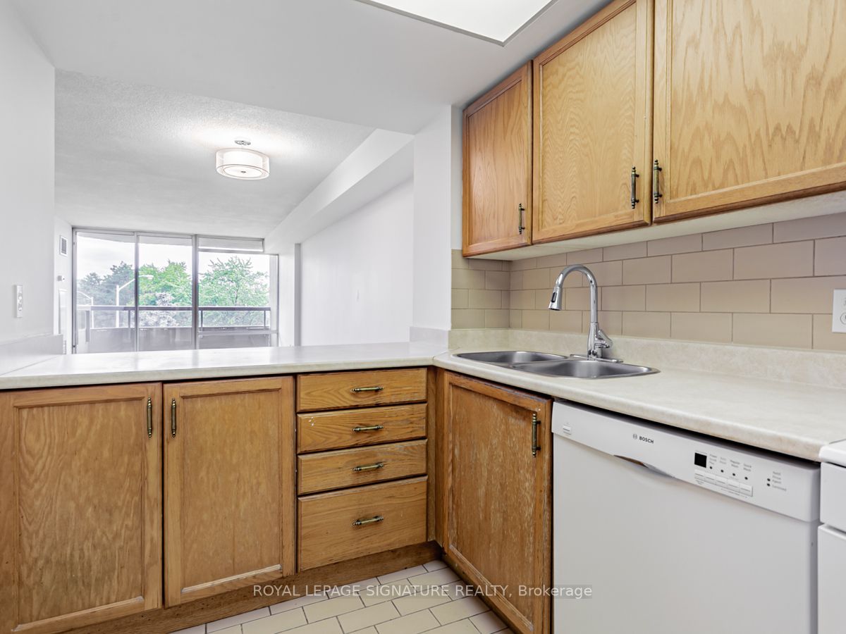 1200 Don Mills Rd, #403