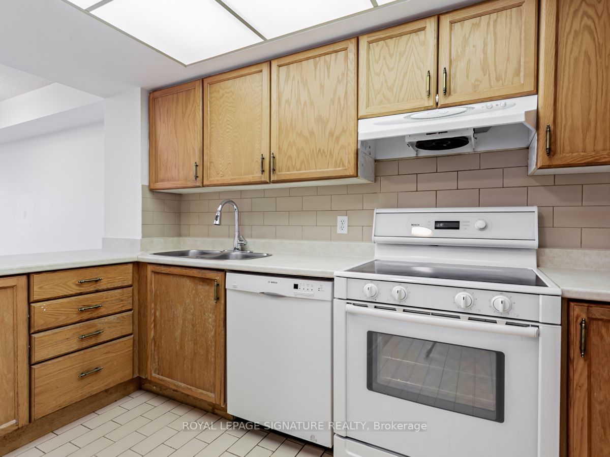 1200 Don Mills Rd, #403