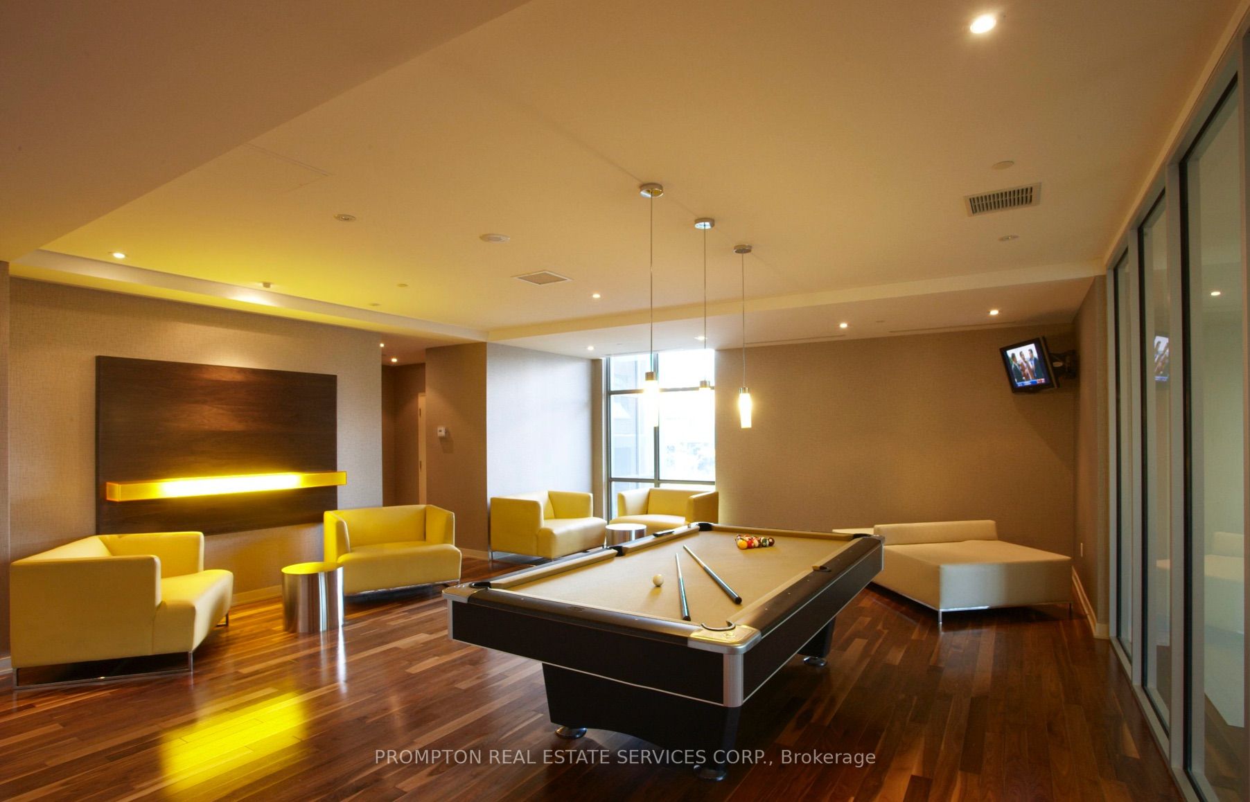 15 Fort York Blvd, #3703
