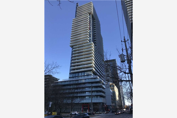 185 Roehampton Ave, Toronto